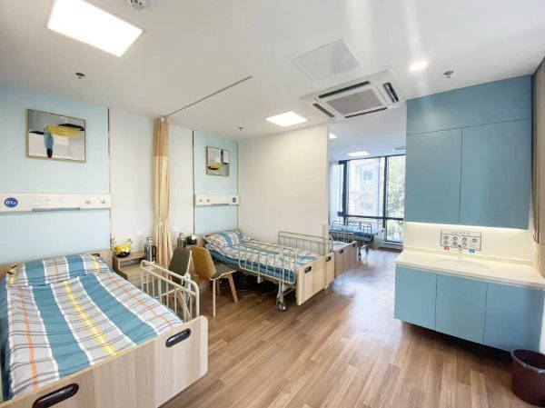 2025上海护理院新选择：香树湾物联网健康监测康复设备齐全户外设施益身心医养娱一体化护理(图6)